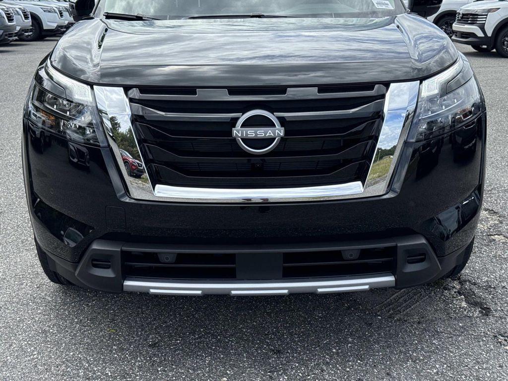 new 2025 Nissan Pathfinder car, priced at $39,745