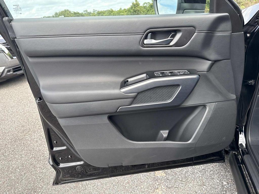 new 2025 Nissan Pathfinder car, priced at $39,745