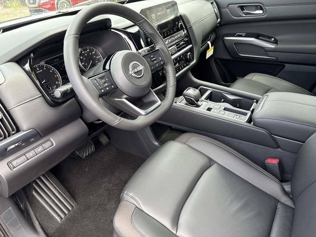 new 2025 Nissan Pathfinder car, priced at $39,745