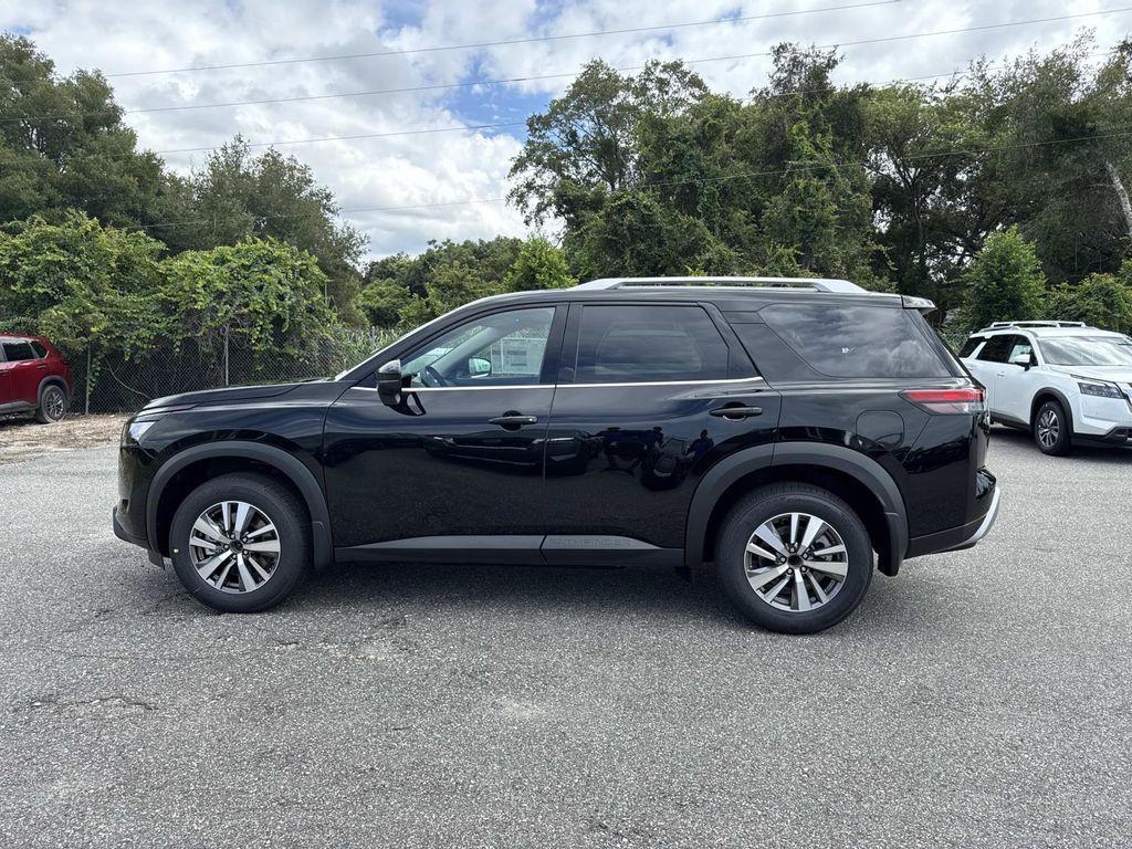 new 2025 Nissan Pathfinder car, priced at $39,745