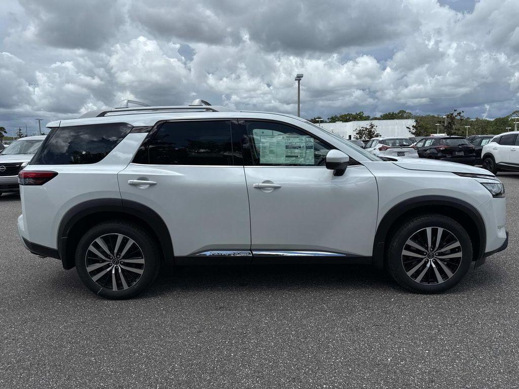 new 2025 Nissan Pathfinder car, priced at $47,306