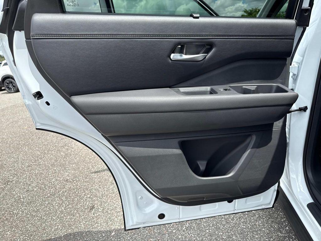 new 2025 Nissan Pathfinder car, priced at $47,306
