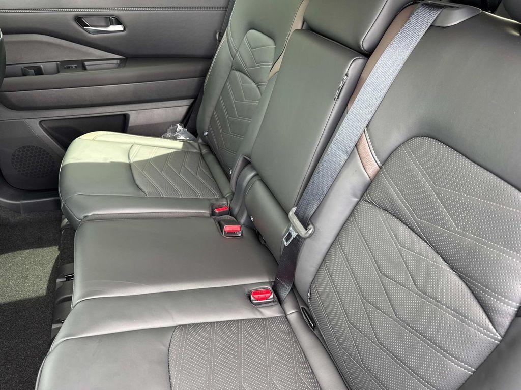 new 2025 Nissan Pathfinder car, priced at $47,306
