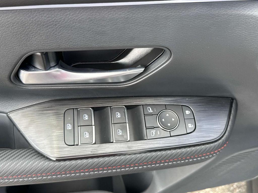 new 2025 Nissan Kicks car, priced at $25,518