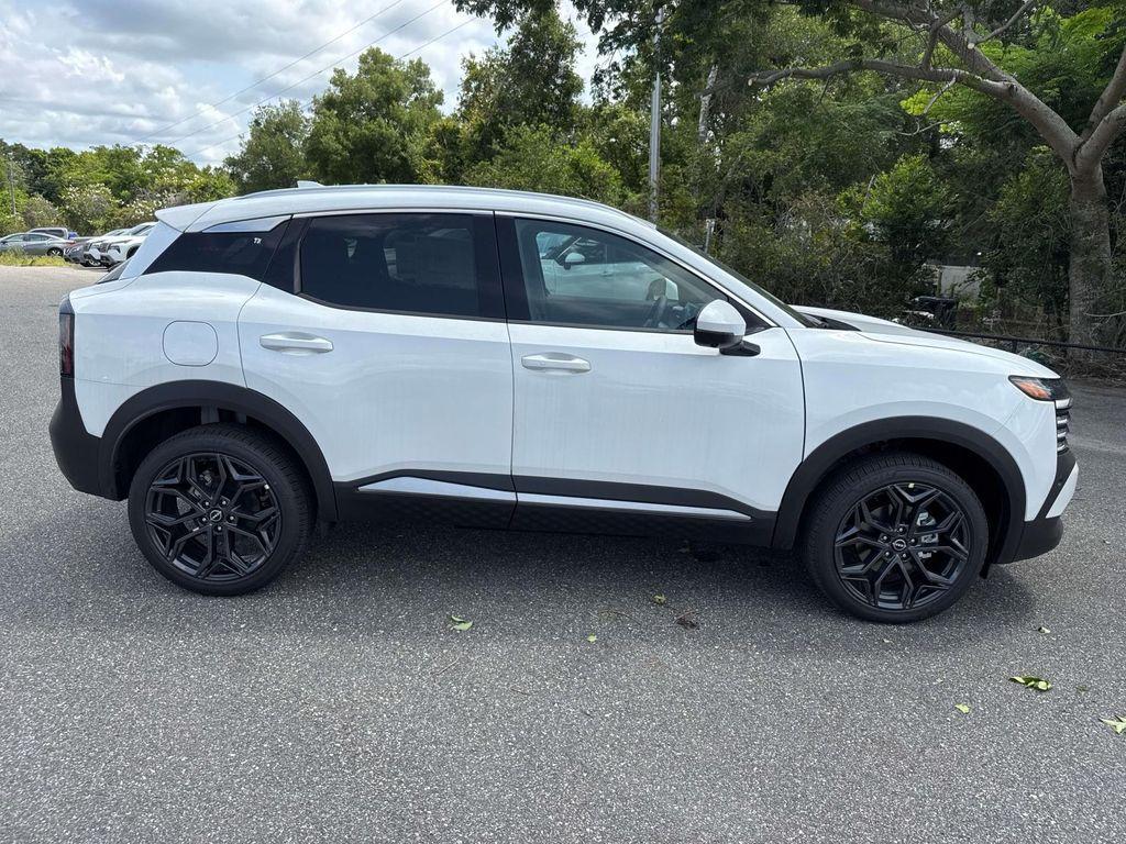 new 2025 Nissan Kicks car, priced at $25,518