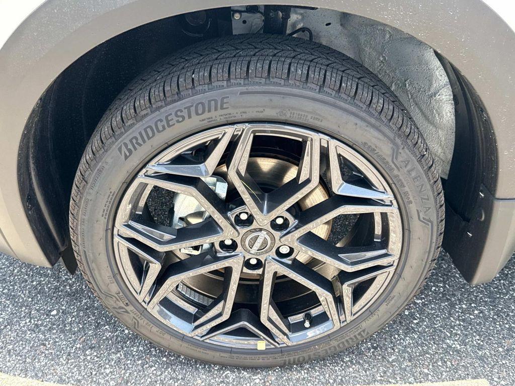 new 2025 Nissan Kicks car, priced at $26,533