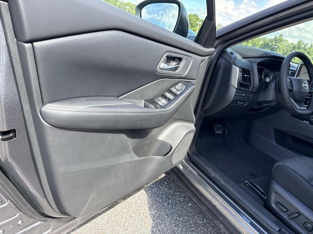 new 2025 Nissan Rogue car, priced at $29,280