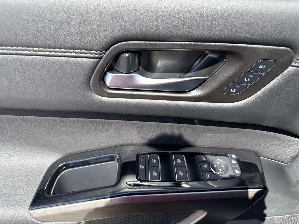 new 2025 Nissan Pathfinder car, priced at $46,856
