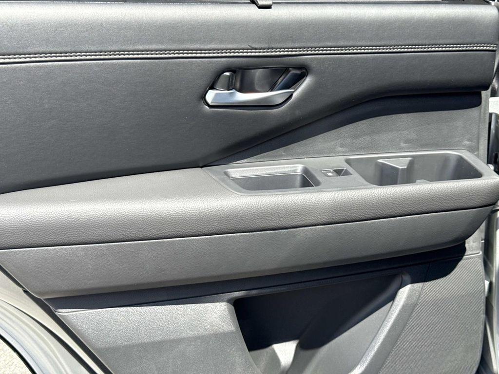 new 2025 Nissan Pathfinder car, priced at $46,856