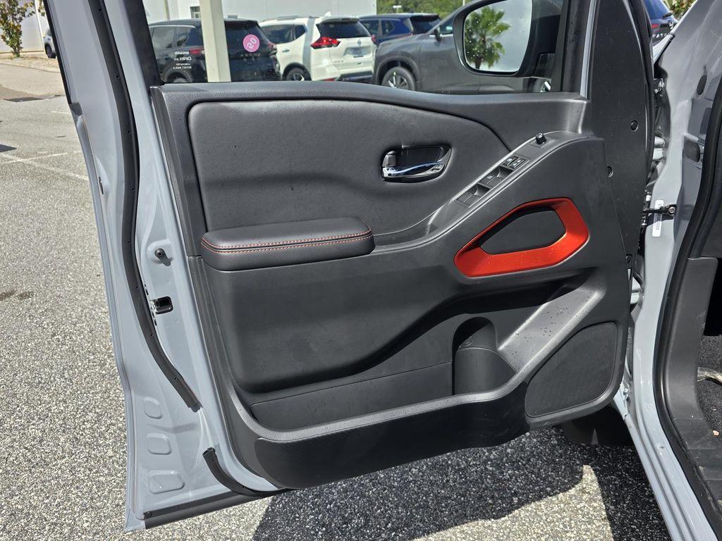 new 2025 Nissan Frontier car, priced at $39,378