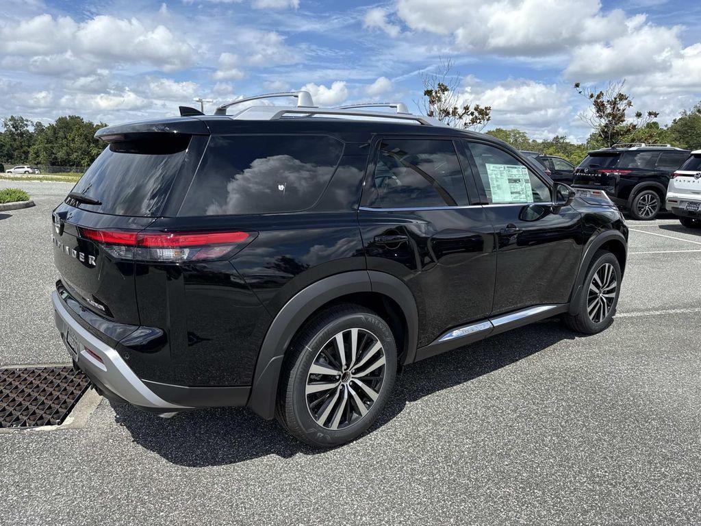 new 2025 Nissan Pathfinder car, priced at $46,856