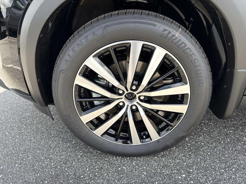 new 2025 Nissan Pathfinder car, priced at $46,856