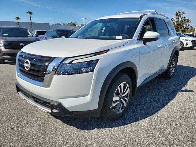 new 2025 Nissan Pathfinder car, priced at $41,425