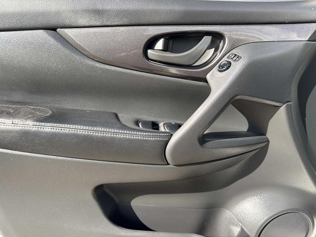 used 2020 Nissan Rogue car, priced at $13,995