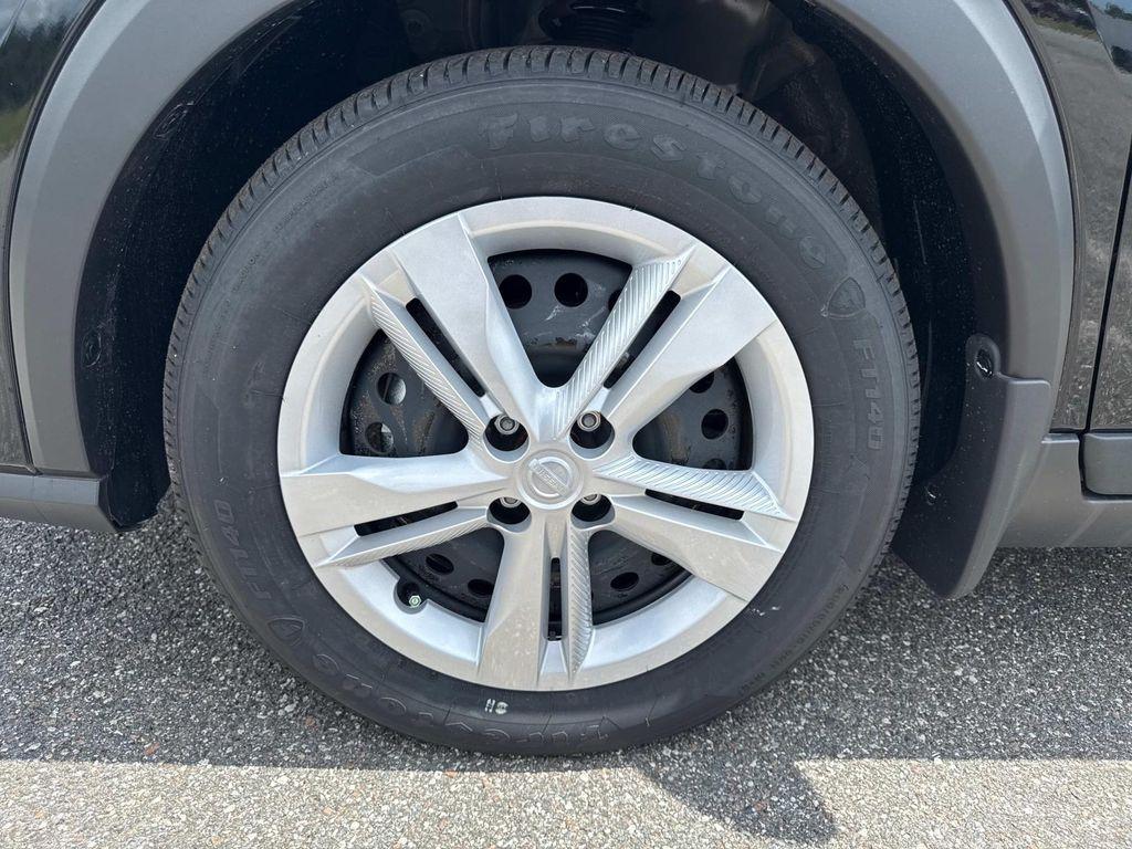 new 2025 Nissan Kicks Play car, priced at $21,857