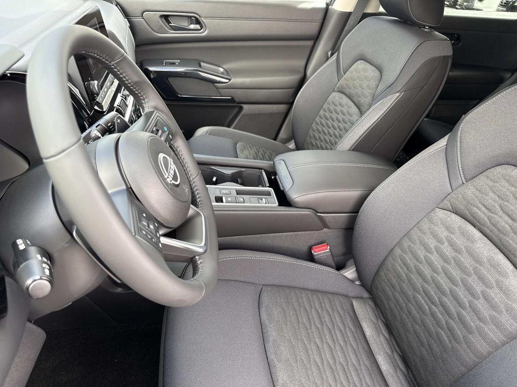 new 2025 Nissan Pathfinder car, priced at $33,115