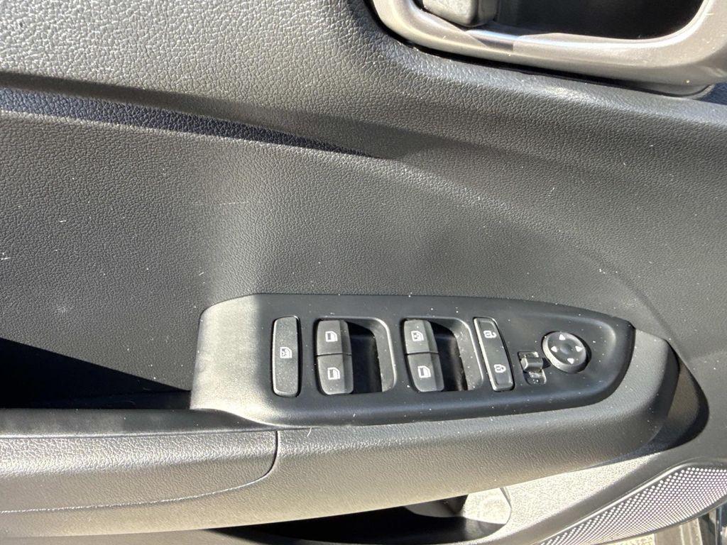 used 2025 Hyundai Venue car, priced at $18,699