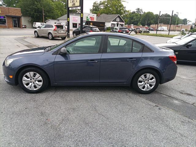 used 2014 Chevrolet Cruze car, priced at $5,995