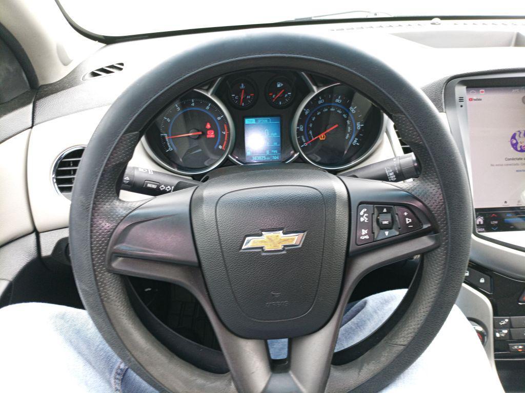 used 2014 Chevrolet Cruze car, priced at $5,495