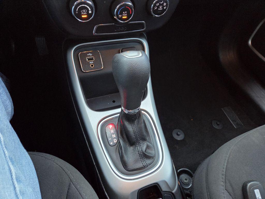 used 2018 Jeep Compass car, priced at $8,995