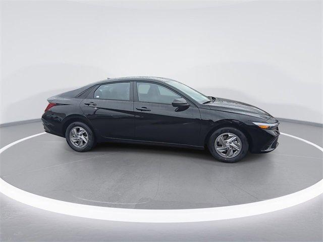 new 2025 Hyundai Elantra car, priced at $22,382