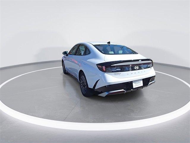 new 2025 Hyundai Sonata Hybrid car, priced at $31,228