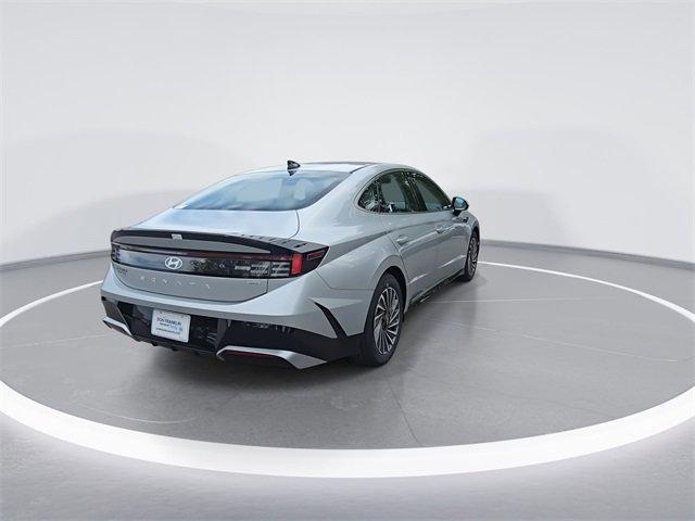 new 2025 Hyundai Sonata Hybrid car, priced at $31,117