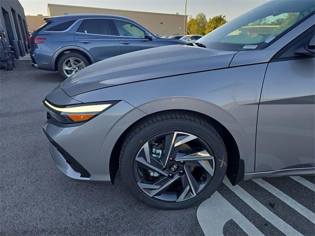 new 2025 Hyundai Elantra car, priced at $23,558