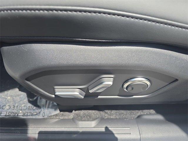 new 2025 Hyundai SANTA FE HEV car, priced at $35,750