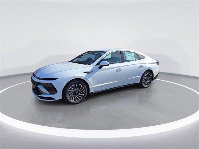 new 2025 Hyundai Sonata Hybrid car, priced at $31,180