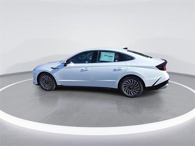 new 2025 Hyundai Sonata Hybrid car, priced at $31,180