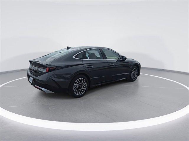 new 2025 Hyundai Sonata Hybrid car, priced at $37,276