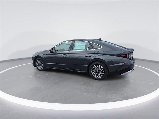 new 2025 Hyundai Sonata Hybrid car, priced at $37,276