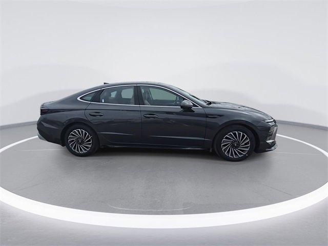 new 2025 Hyundai Sonata Hybrid car, priced at $37,276