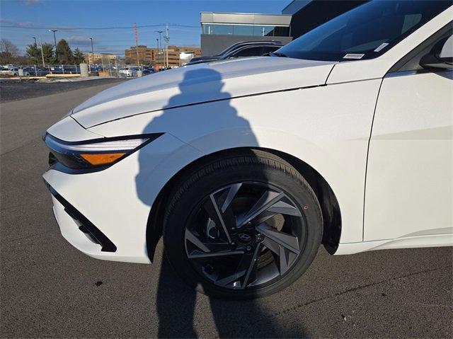 new 2025 Hyundai Elantra car, priced at $26,874