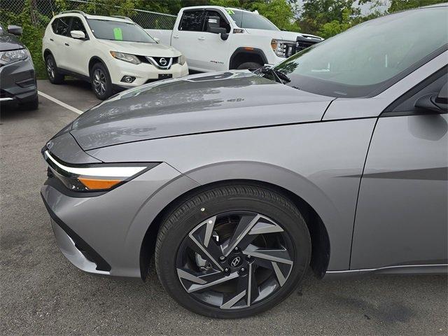 new 2025 Hyundai Elantra car, priced at $23,029