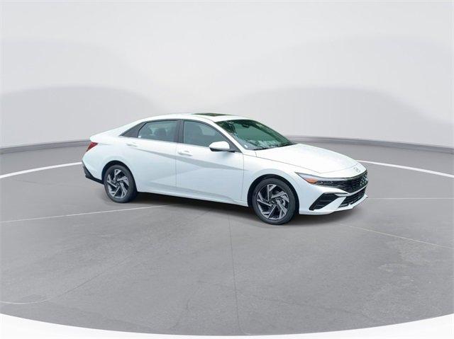 new 2024 Hyundai Elantra car, priced at $25,190