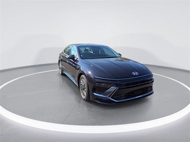 new 2025 Hyundai Sonata Hybrid car, priced at $30,719