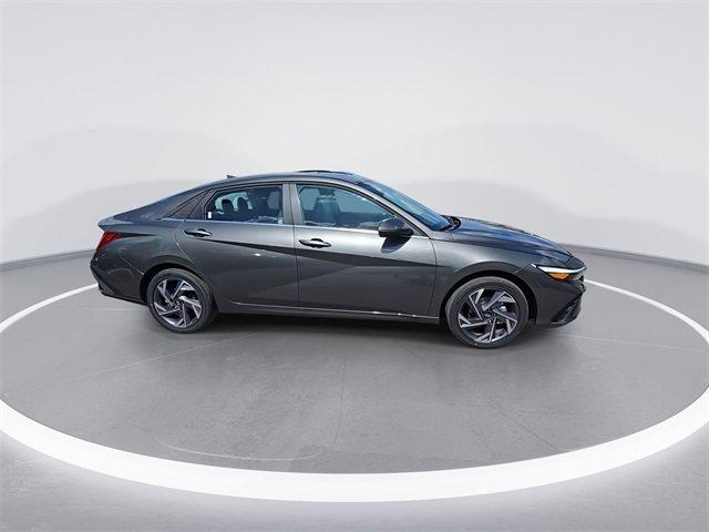 new 2025 Hyundai ELANTRA HEV car, priced at $29,421