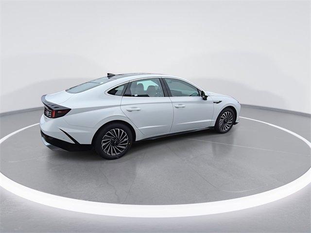 new 2025 Hyundai Sonata Hybrid car, priced at $37,383