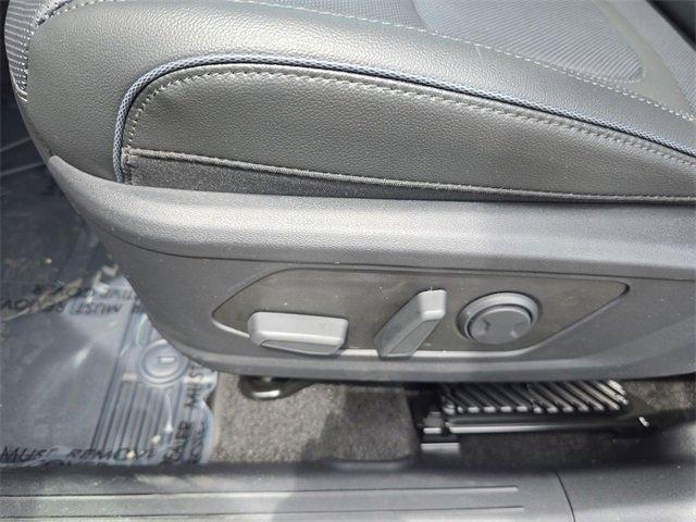 new 2025 Hyundai TUCSON Hybrid car, priced at $41,045