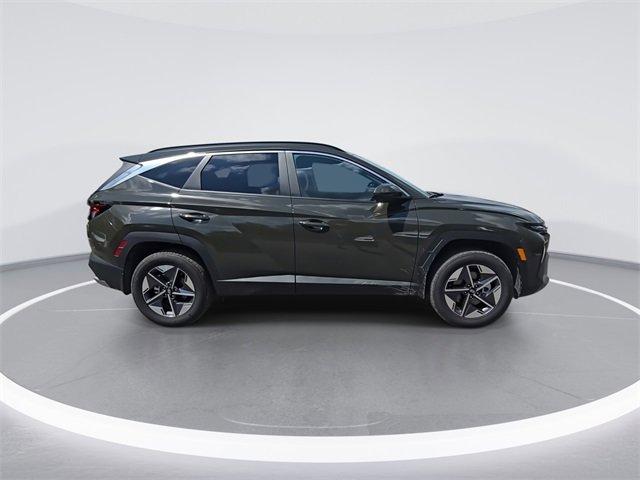 new 2025 Hyundai Tucson car, priced at $30,895