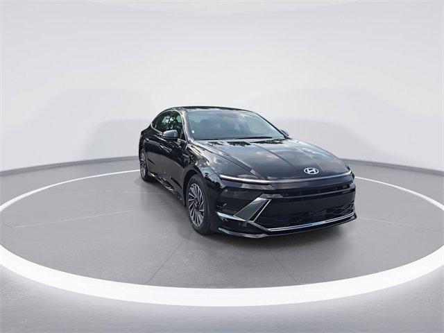 new 2025 Hyundai Sonata Hybrid car, priced at $30,549