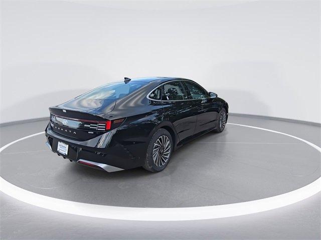 new 2025 Hyundai Sonata Hybrid car, priced at $30,549