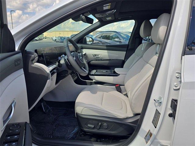 new 2025 Hyundai TUCSON Hybrid car, priced at $41,605