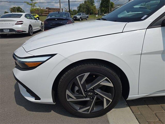 new 2025 Hyundai Elantra car, priced at $23,873