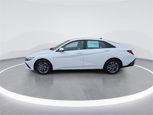 new 2025 Hyundai Elantra HEV car, priced at $26,466