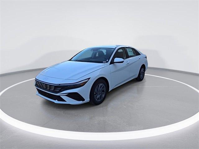 new 2025 Hyundai Elantra HEV car, priced at $25,466