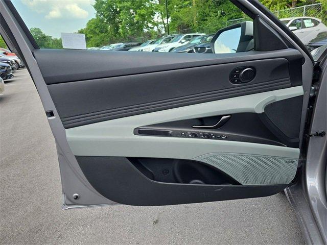 new 2025 Hyundai ELANTRA HEV car, priced at $29,137