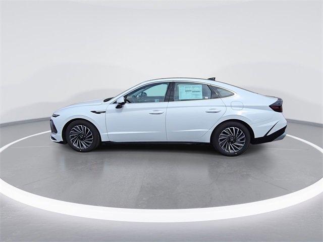 new 2025 Hyundai Sonata Hybrid car, priced at $37,228